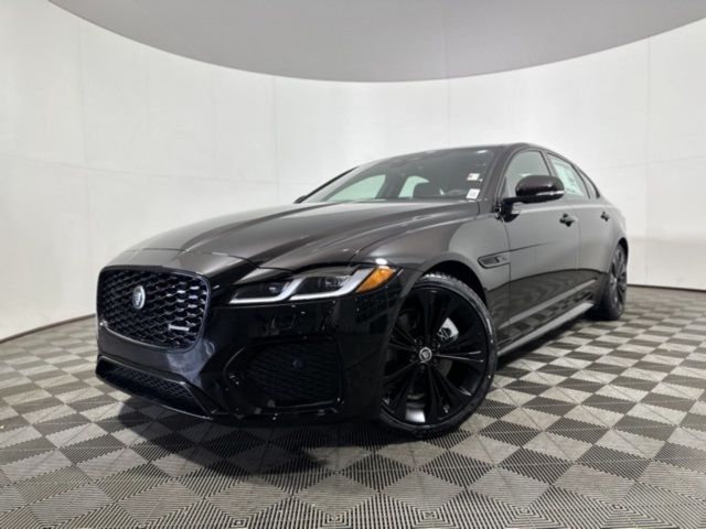 2024 Jaguar XF R-Dynamic SE