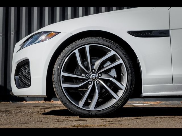 2024 Jaguar XF R-Dynamic SE