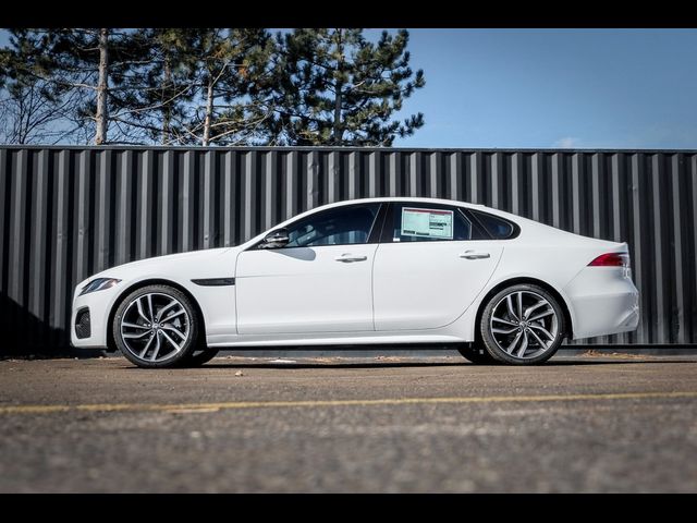 2024 Jaguar XF R-Dynamic SE