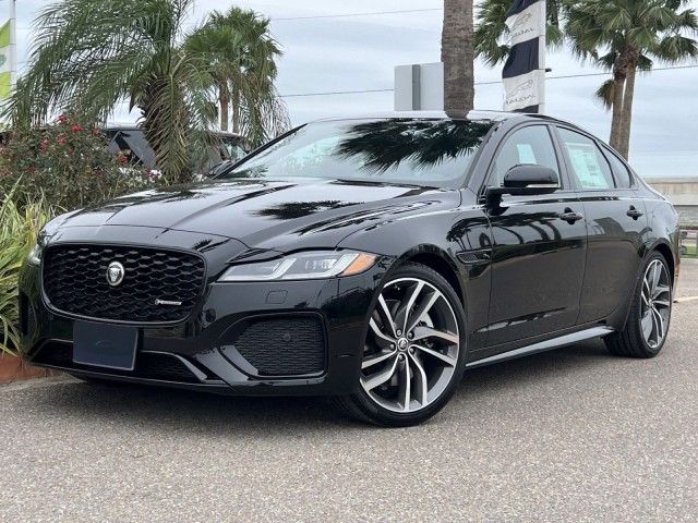 2024 Jaguar XF R-Dynamic SE