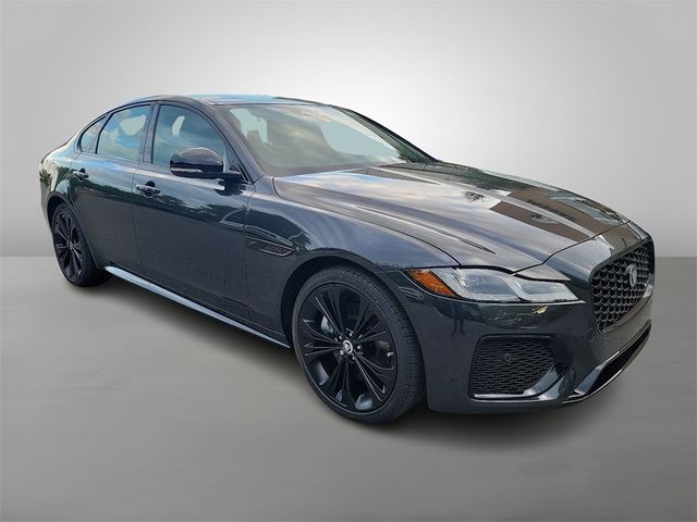 2024 Jaguar XF R-Dynamic SE