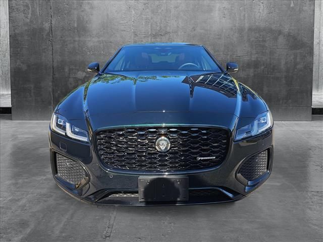 2024 Jaguar XF R-Dynamic SE