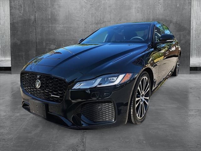 2024 Jaguar XF R-Dynamic SE