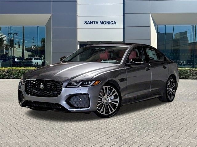 2024 Jaguar XF R-Dynamic SE