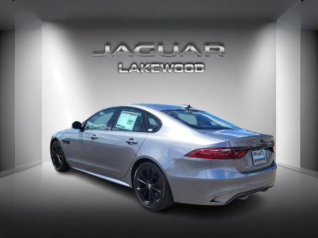 2024 Jaguar XF R-Dynamic SE