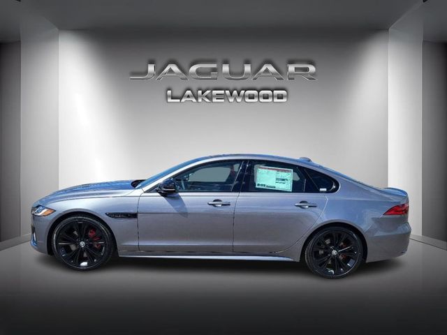 2024 Jaguar XF R-Dynamic SE