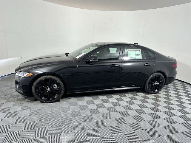 2024 Jaguar XF R-Dynamic SE