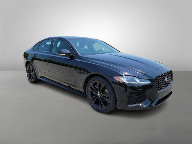 2024 Jaguar XF R-Dynamic SE