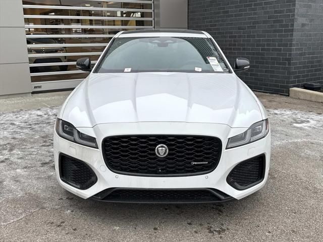 2024 Jaguar XF R-Dynamic SE