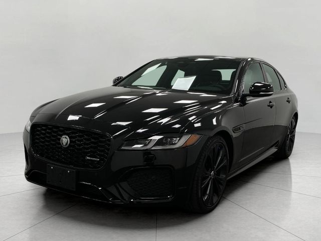 2024 Jaguar XF R-Dynamic SE