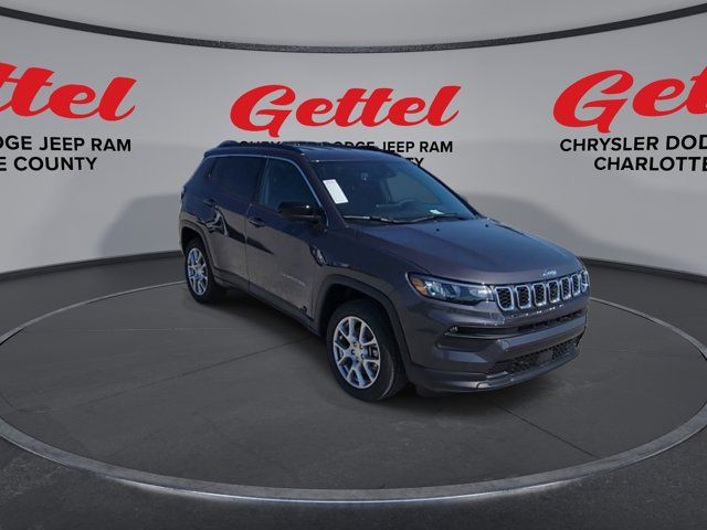 2024 Jeep Compass Latitude Lux