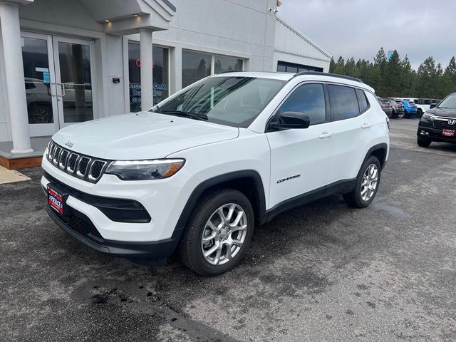 2024 Jeep Compass Latitude Lux