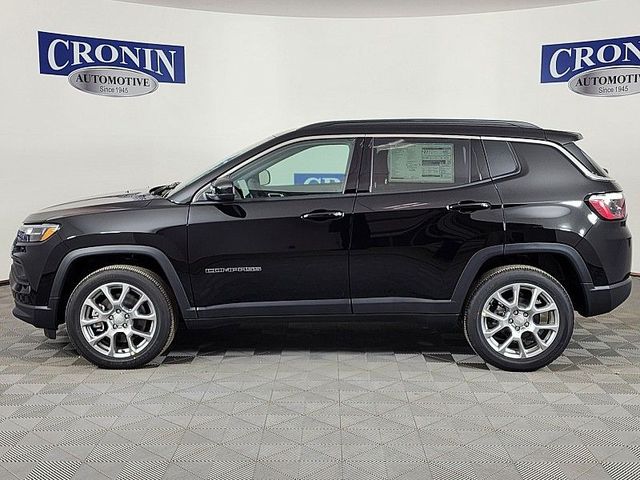 2024 Jeep Compass Latitude Lux