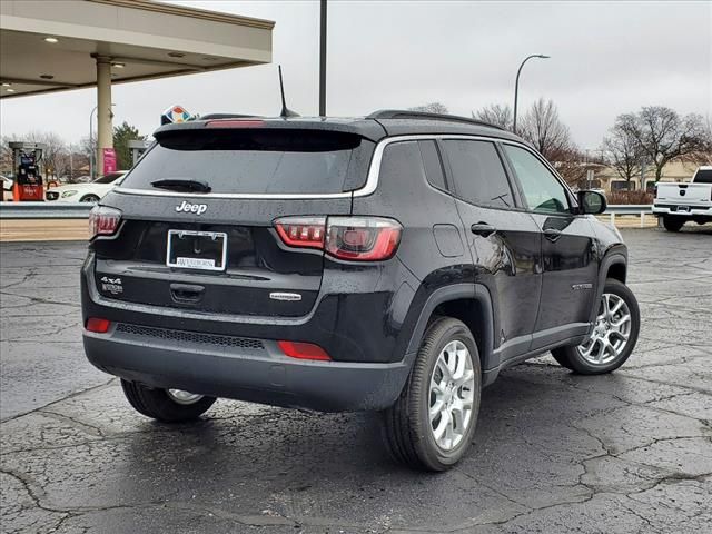 2024 Jeep Compass Latitude Lux