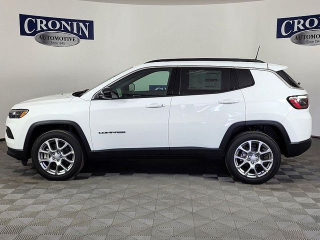 2024 Jeep Compass Latitude Lux