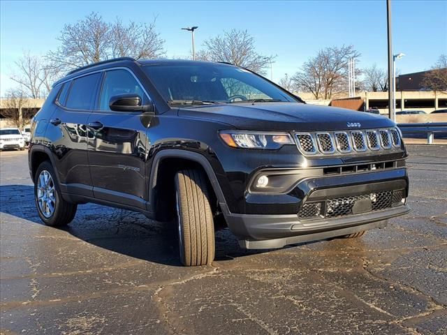 2024 Jeep Compass Latitude Lux