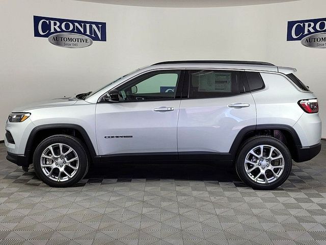 2024 Jeep Compass Latitude Lux