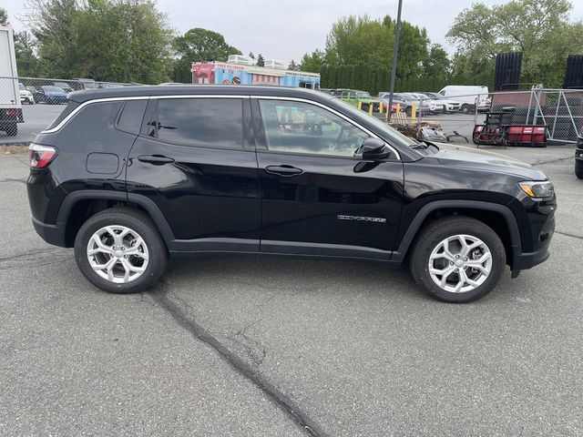 2024 Jeep Compass Sport