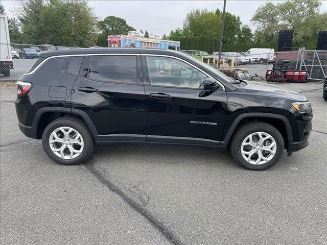 2024 Jeep Compass Sport