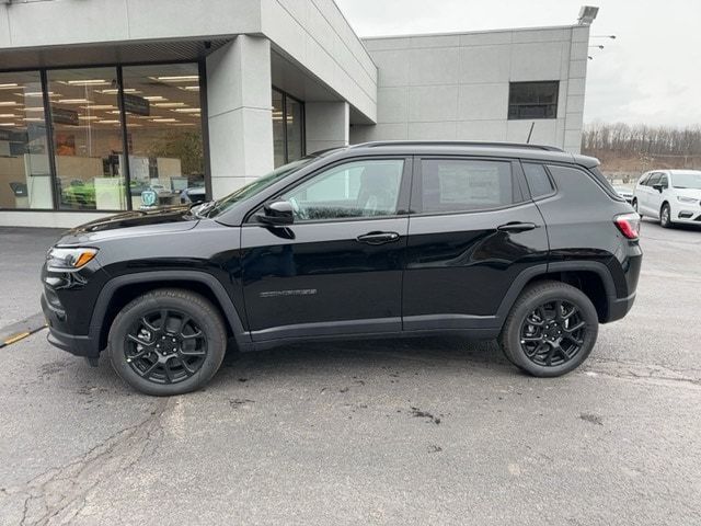 2024 Jeep Compass Latitude