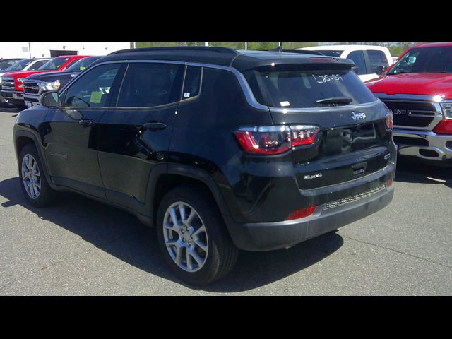 2024 Jeep Compass Latitude Lux