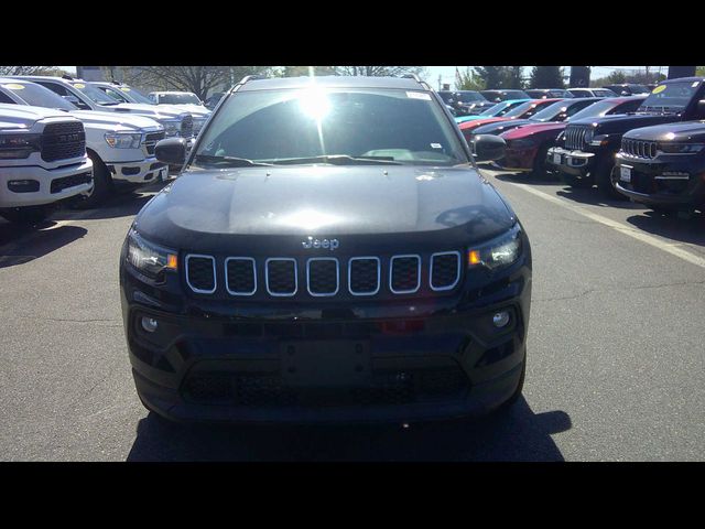 2024 Jeep Compass Latitude Lux