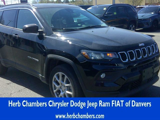 2024 Jeep Compass Latitude Lux