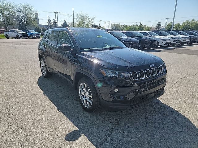 2024 Jeep Compass Latitude Lux