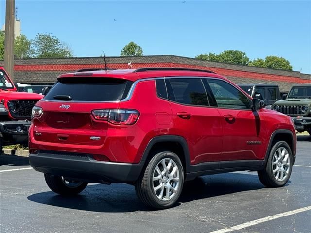 2024 Jeep Compass Latitude Lux