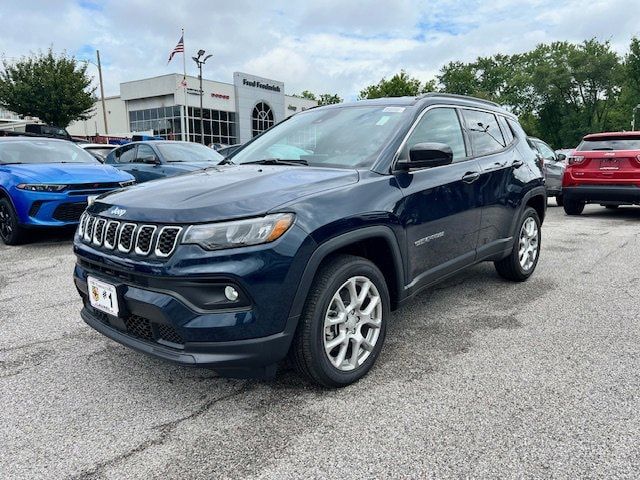 2024 Jeep Compass Latitude Lux