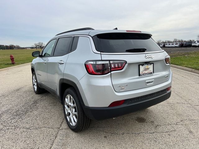 2024 Jeep Compass Latitude Lux