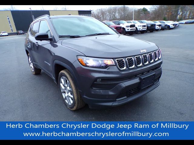 2024 Jeep Compass Latitude Lux