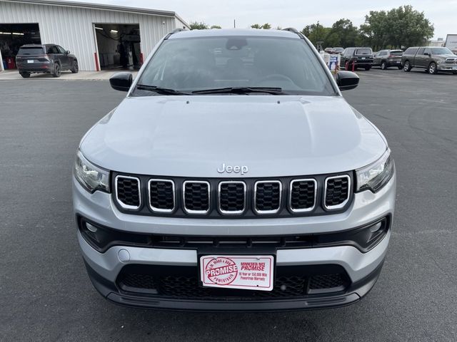 2024 Jeep Compass Latitude Lux