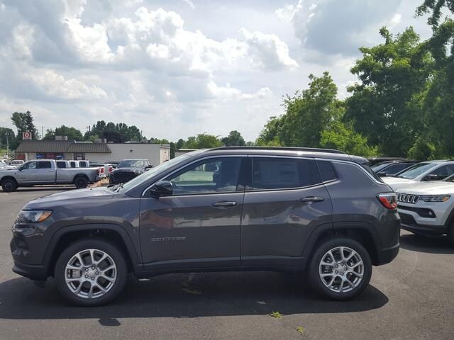 2024 Jeep Compass Latitude Lux