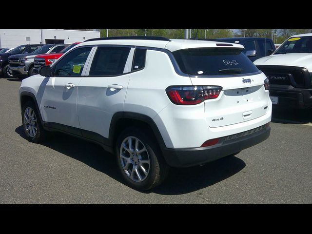 2024 Jeep Compass Latitude Lux