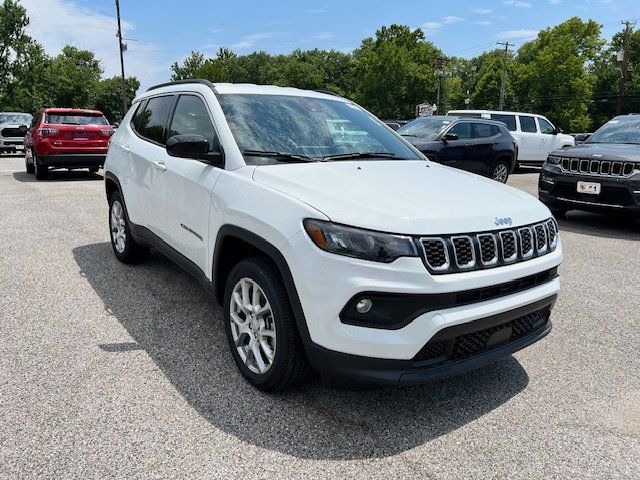 2024 Jeep Compass Latitude Lux