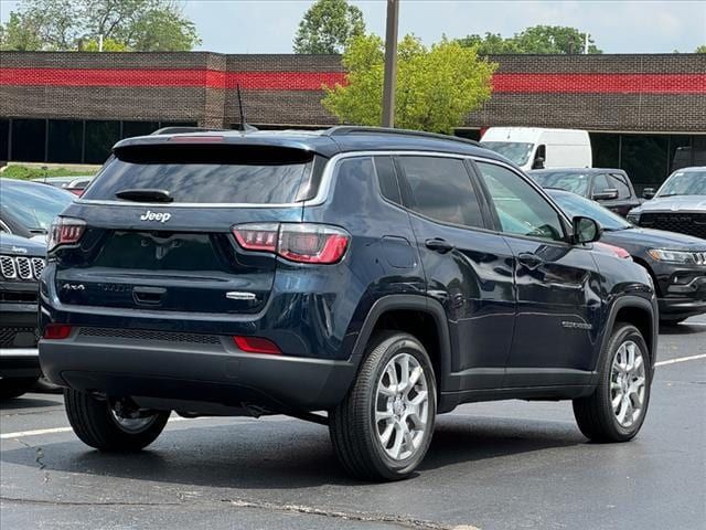 2024 Jeep Compass Latitude Lux