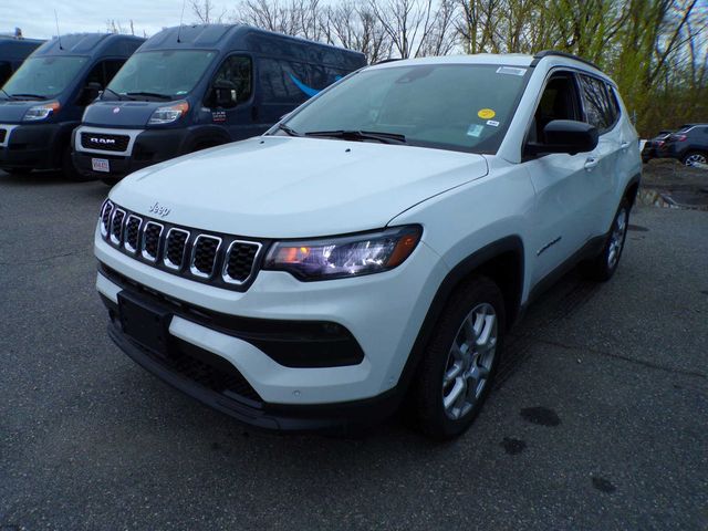 2024 Jeep Compass Latitude Lux