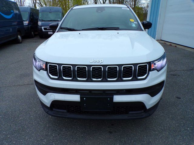 2024 Jeep Compass Latitude Lux