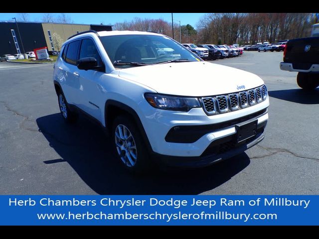 2024 Jeep Compass Latitude Lux