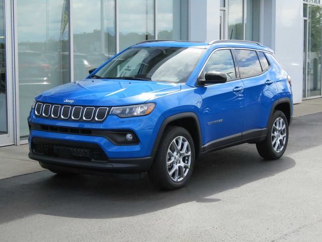 2024 Jeep Compass Latitude Lux