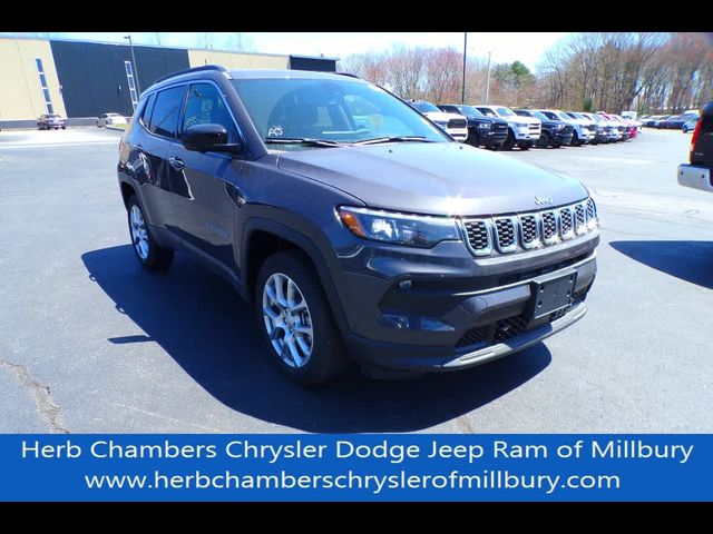 2024 Jeep Compass Latitude Lux