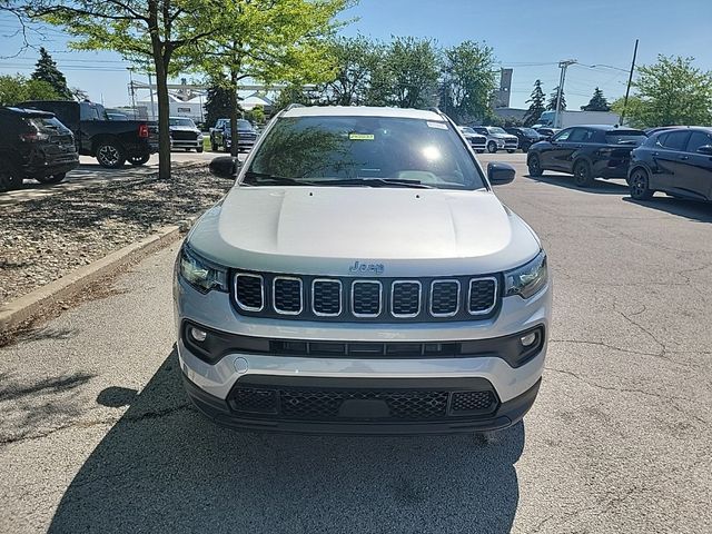 2024 Jeep Compass Latitude Lux