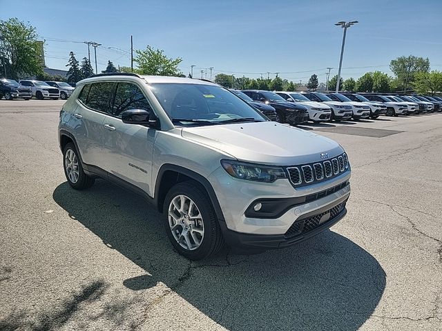 2024 Jeep Compass Latitude Lux