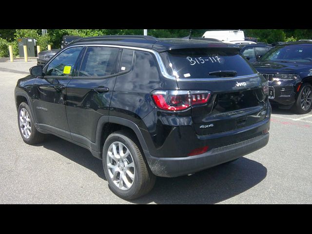 2024 Jeep Compass Latitude Lux