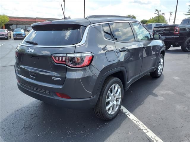 2024 Jeep Compass Latitude Lux