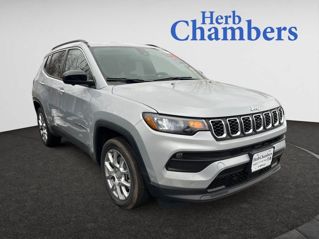 2024 Jeep Compass Latitude Lux