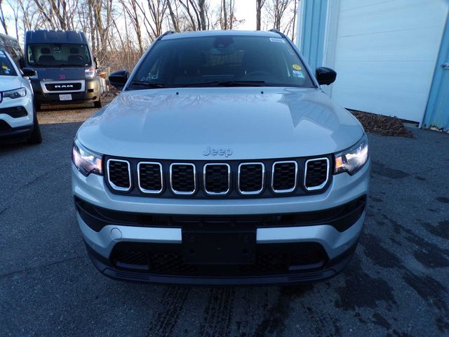 2024 Jeep Compass Latitude Lux