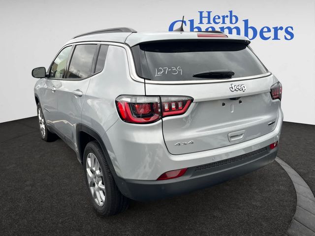 2024 Jeep Compass Latitude Lux