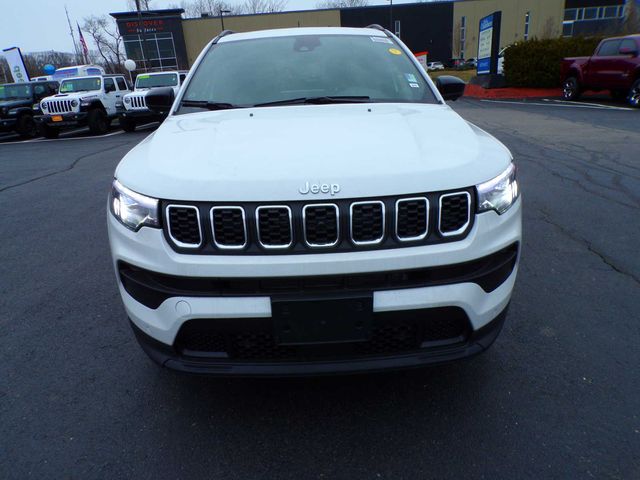 2024 Jeep Compass Latitude Lux